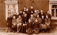 Teachers and pupils of the Pudanova School