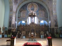 Иконостас в интерьере Свято-Троицкого собора  